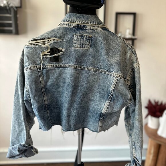 Distressed Denim Cropped Jacket - Picture 6 of 6